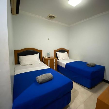 Karsa Utama Hotel Джакарта Екстер'єр фото