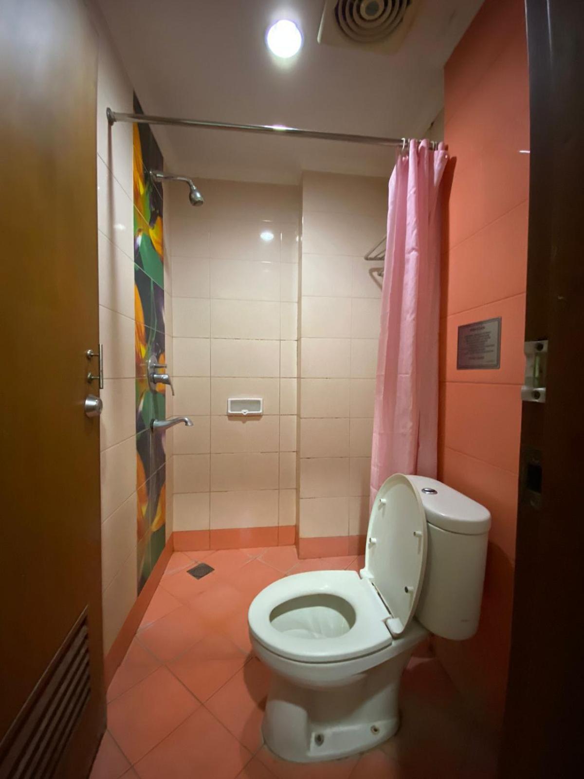 Karsa Utama Hotel Джакарта Екстер'єр фото